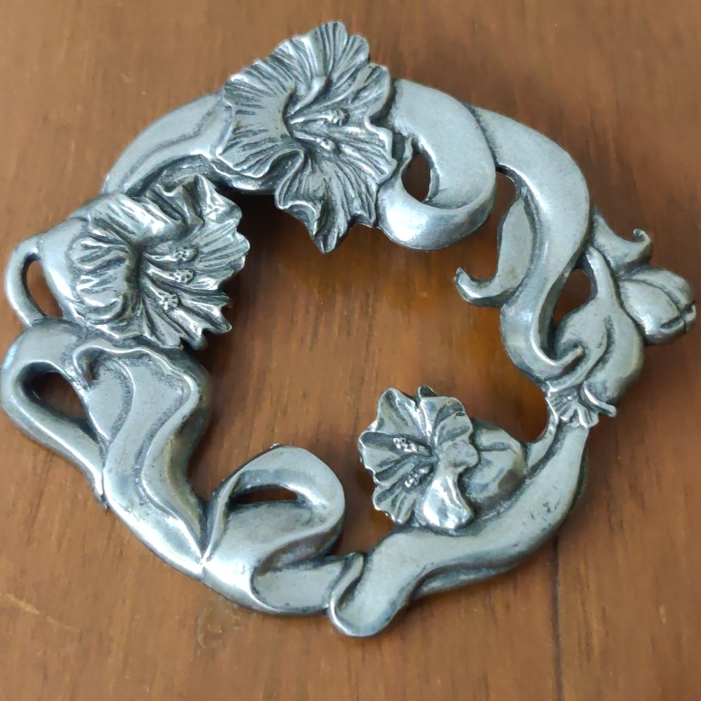 Art nouveau pewter brooch